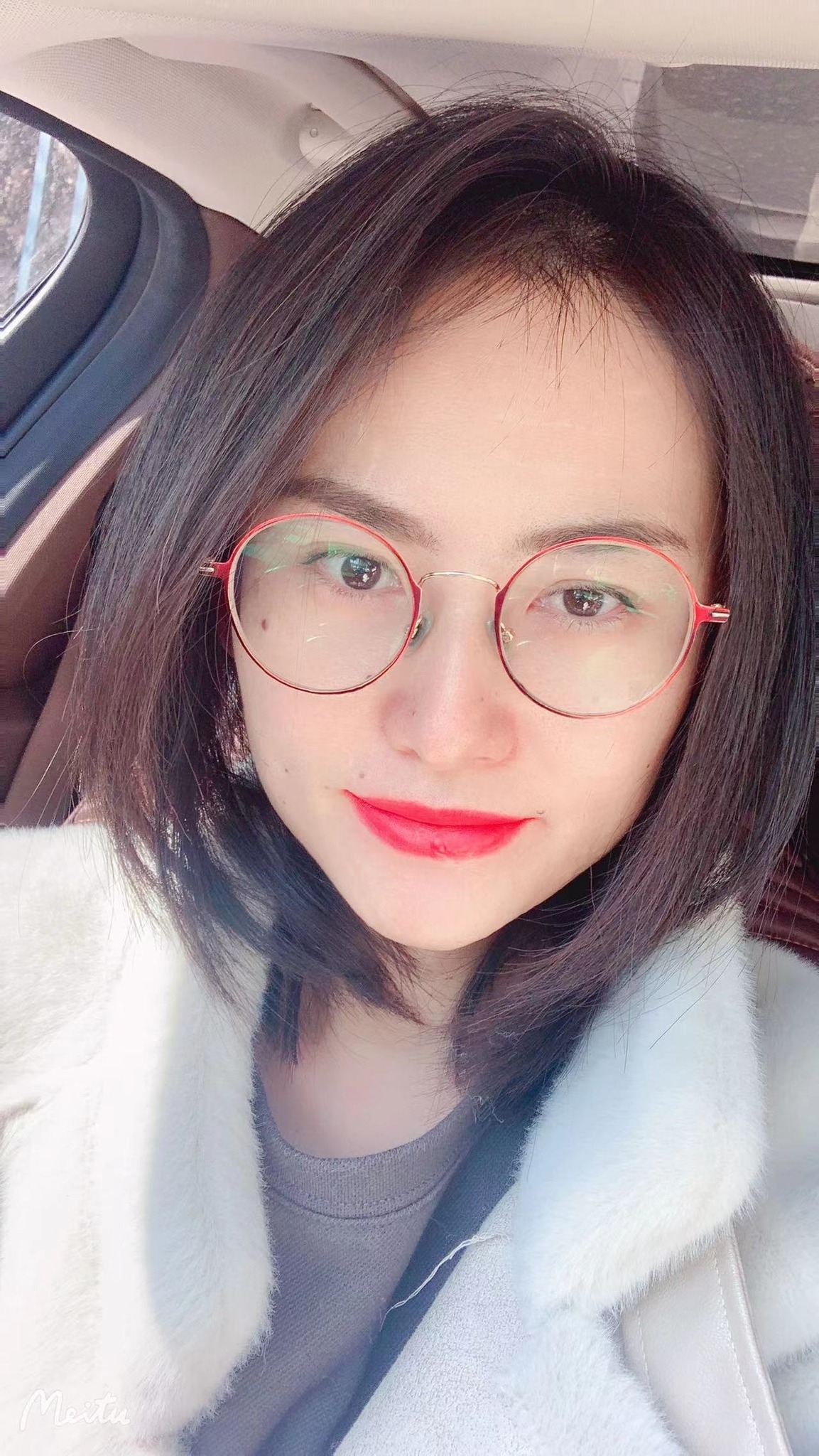 Sandy Han (@lzconveyor) • Facebook, Connect with friends