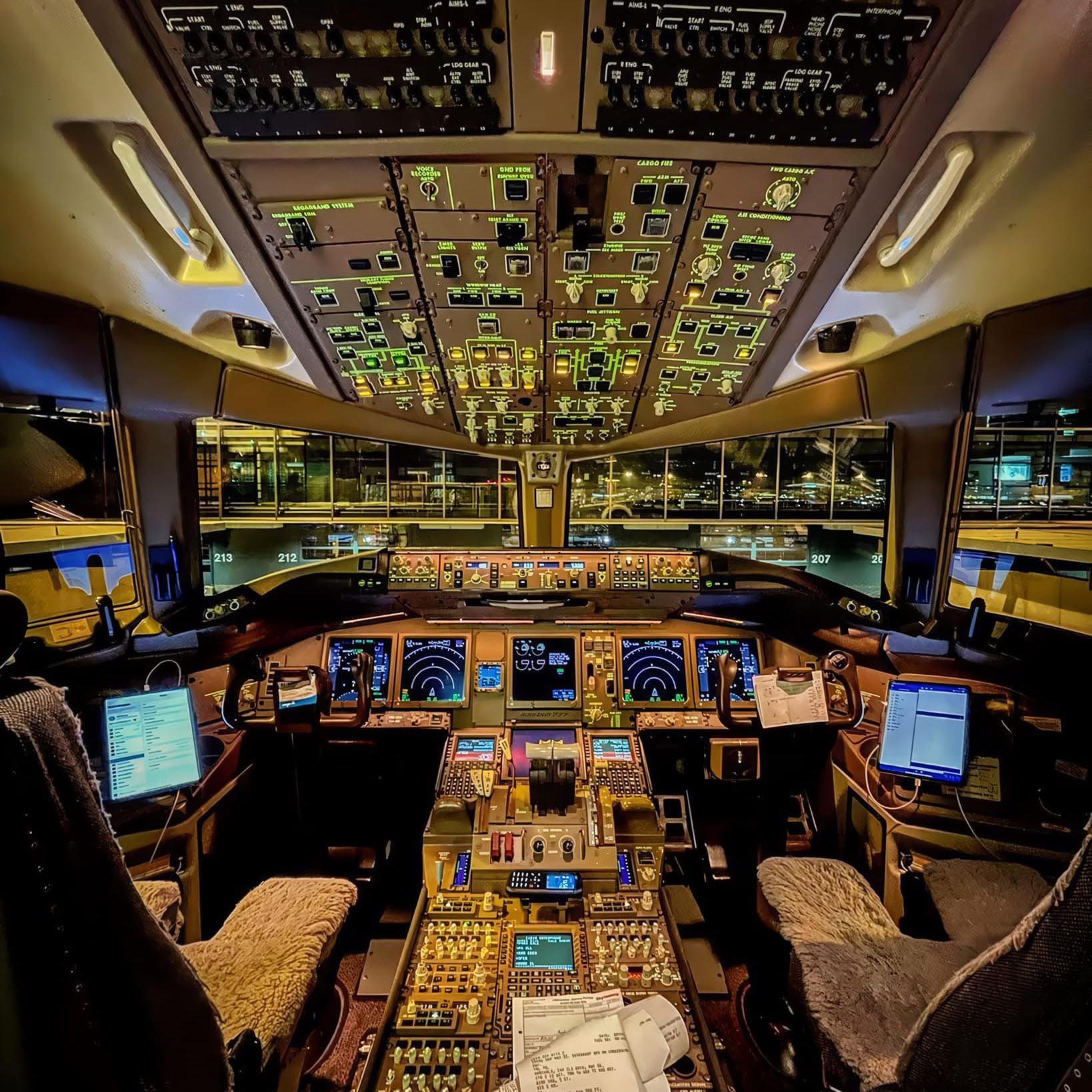 The Boeing 777 wing undergoes a full-scale flex test to the point of ...