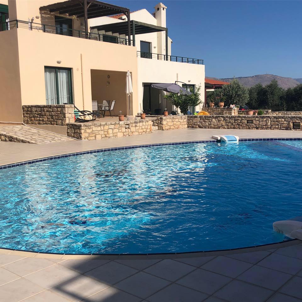 Villa Jessica Crete -Rentals”.