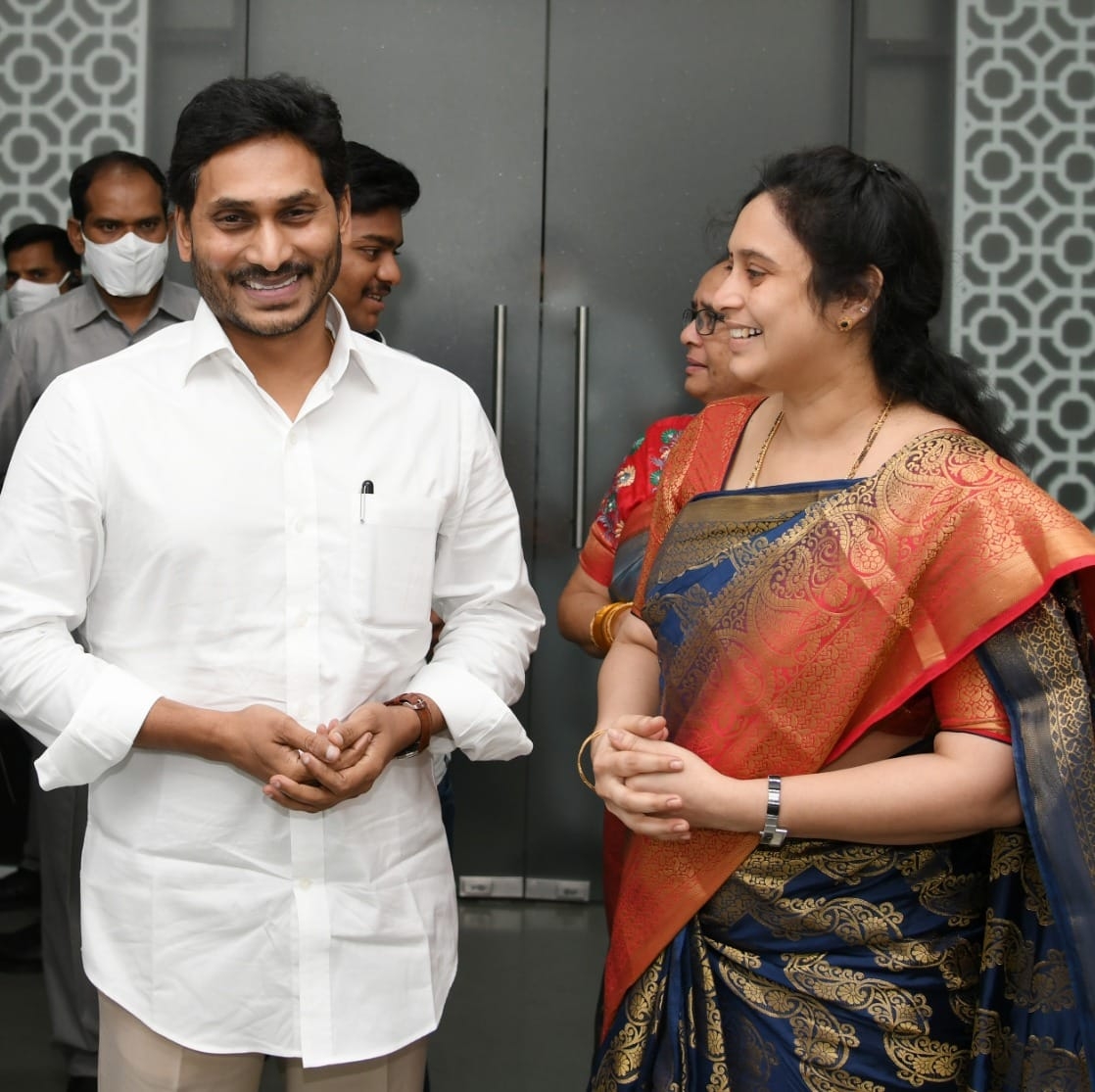 Jaya sri reddy followers