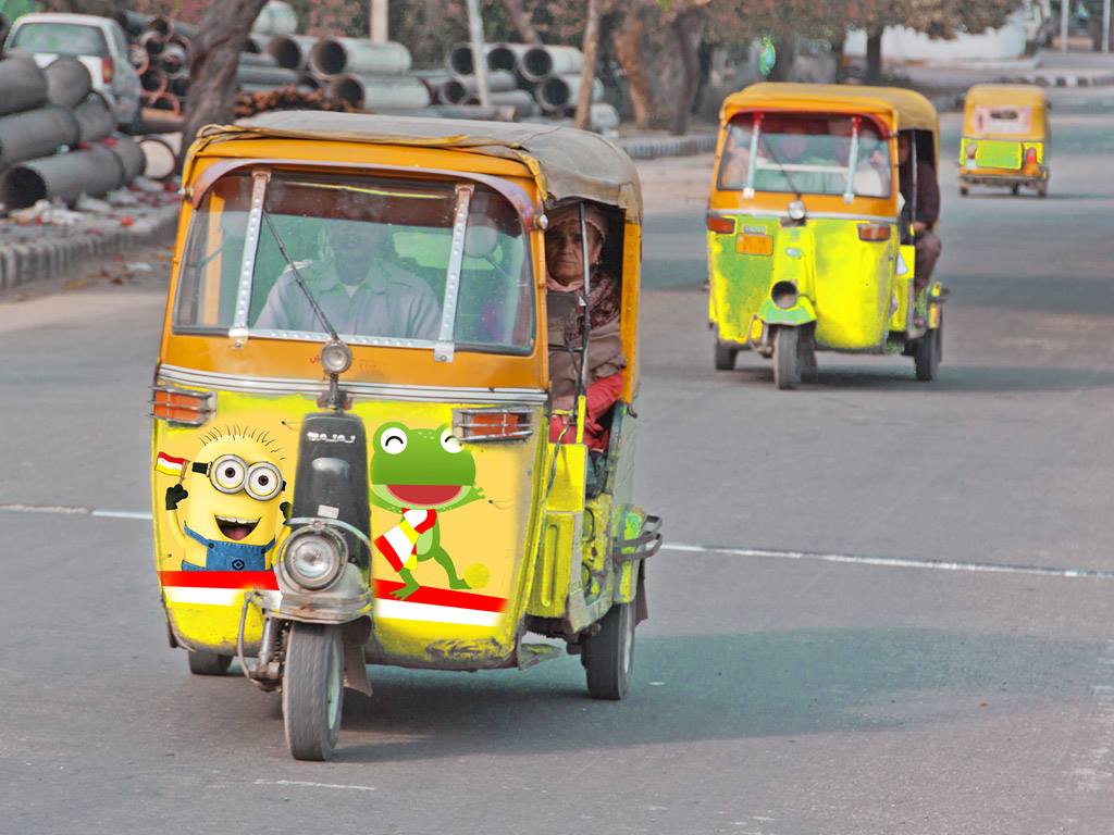 Flying Dutchies go Rickshaw Running