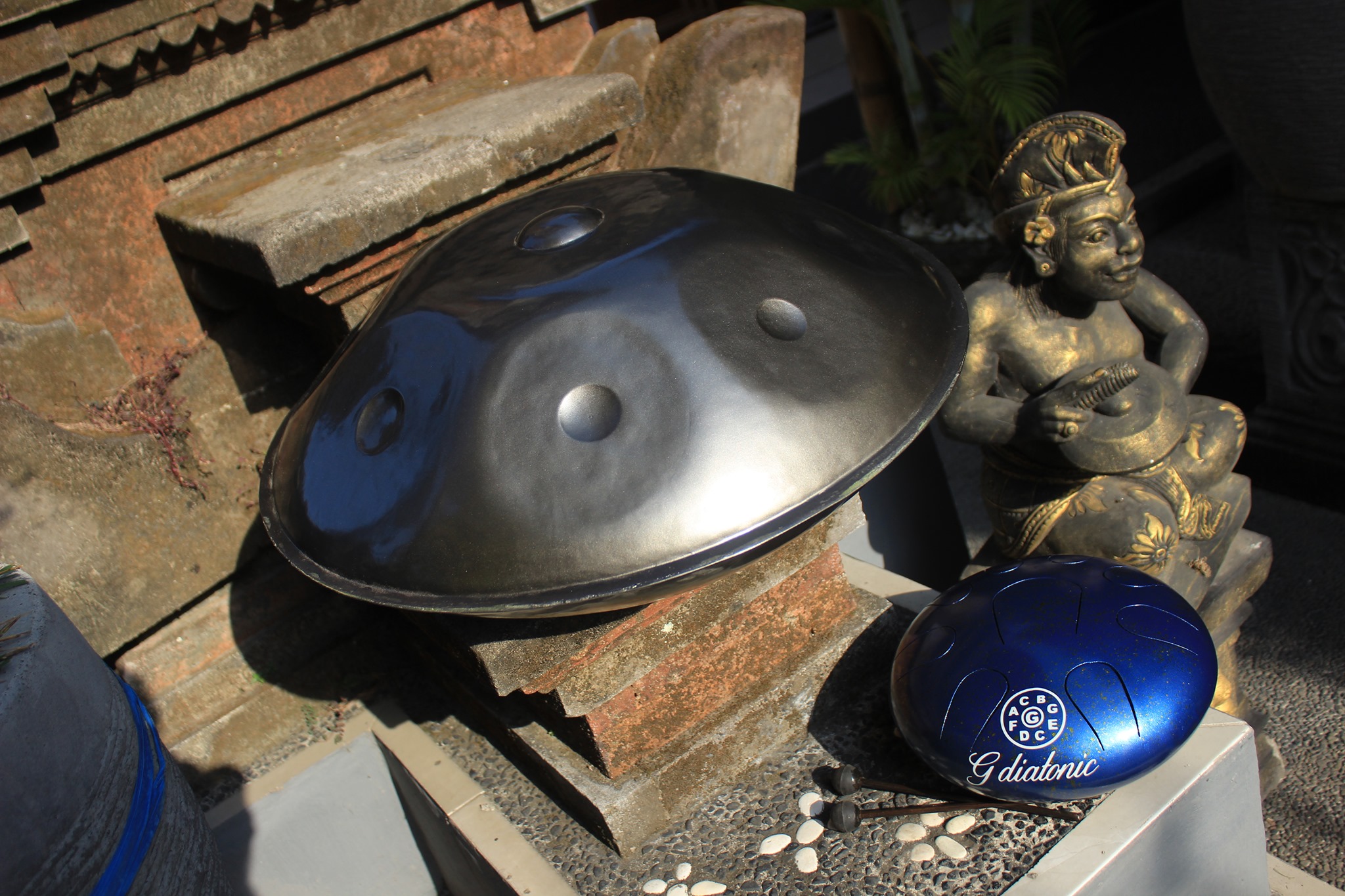 Balinese - Handpan is a term that covers a range of drums that are ...
