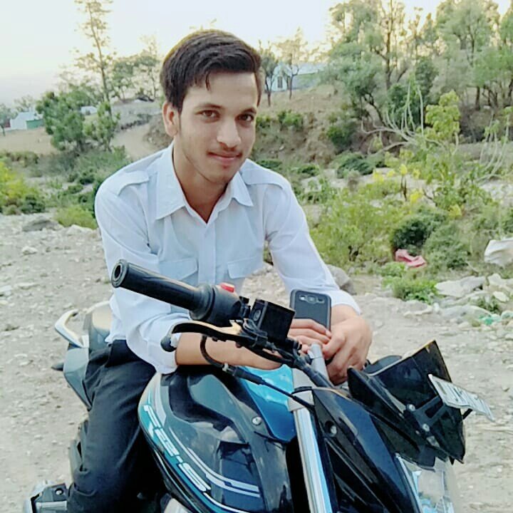 Akhtar Rahi