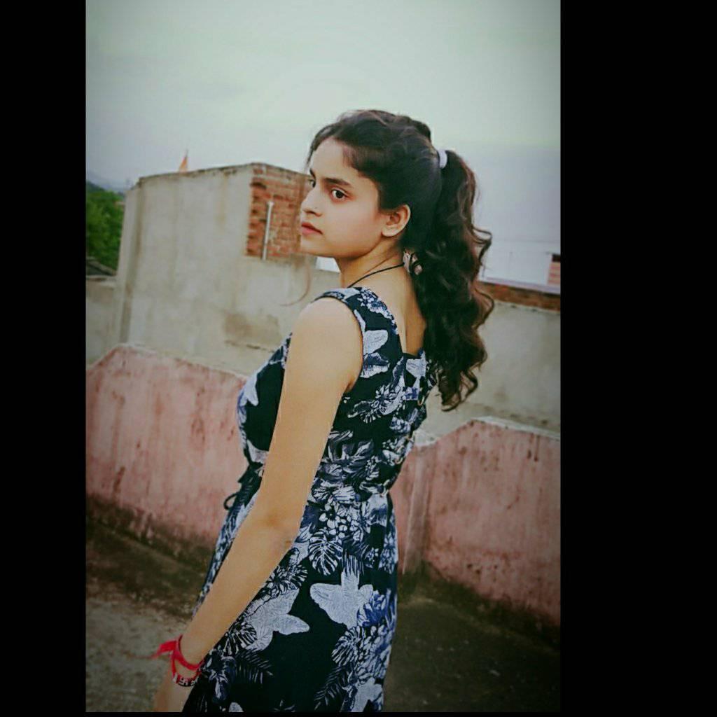 Rakhi raj