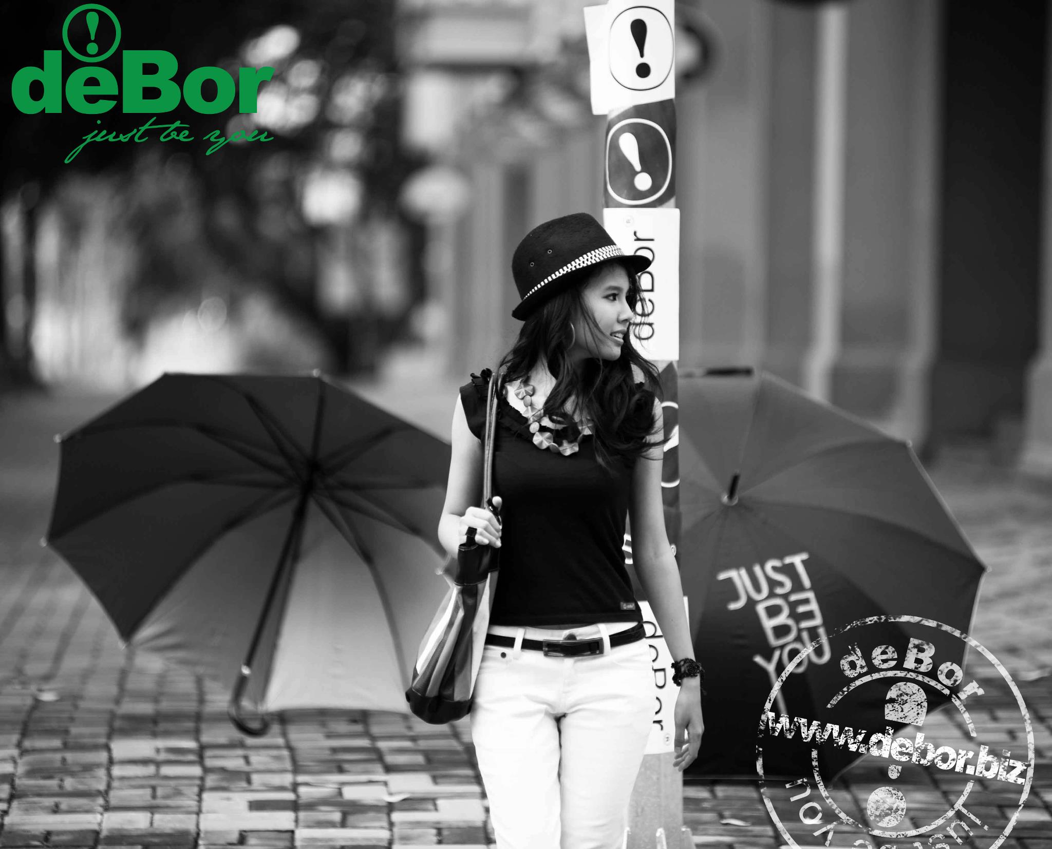 deBor official