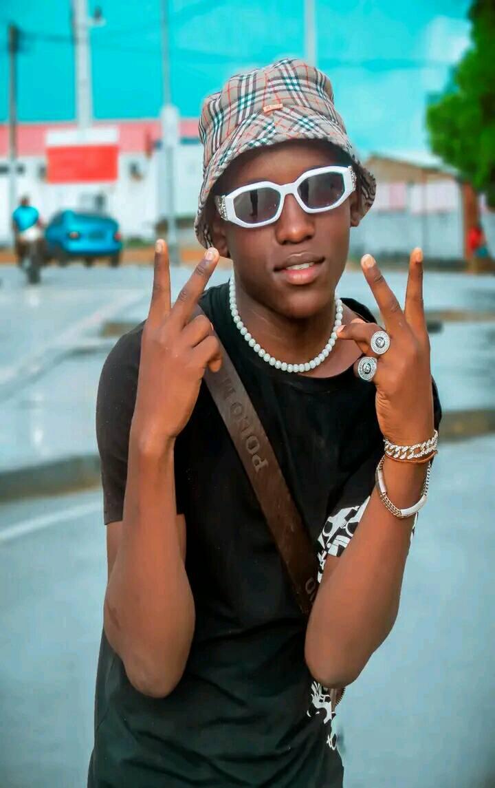Rapper ∞