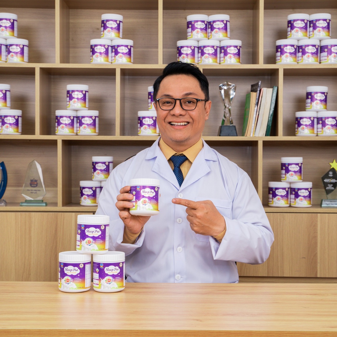 Eat well, sleep well, repel vestibular disorders with Sleeppro gold milk