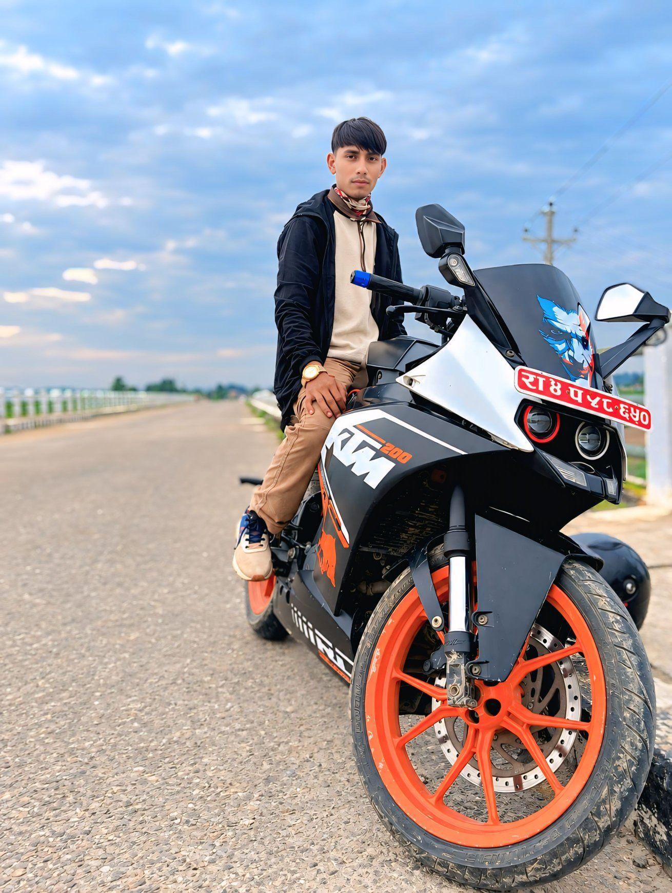 Samir King