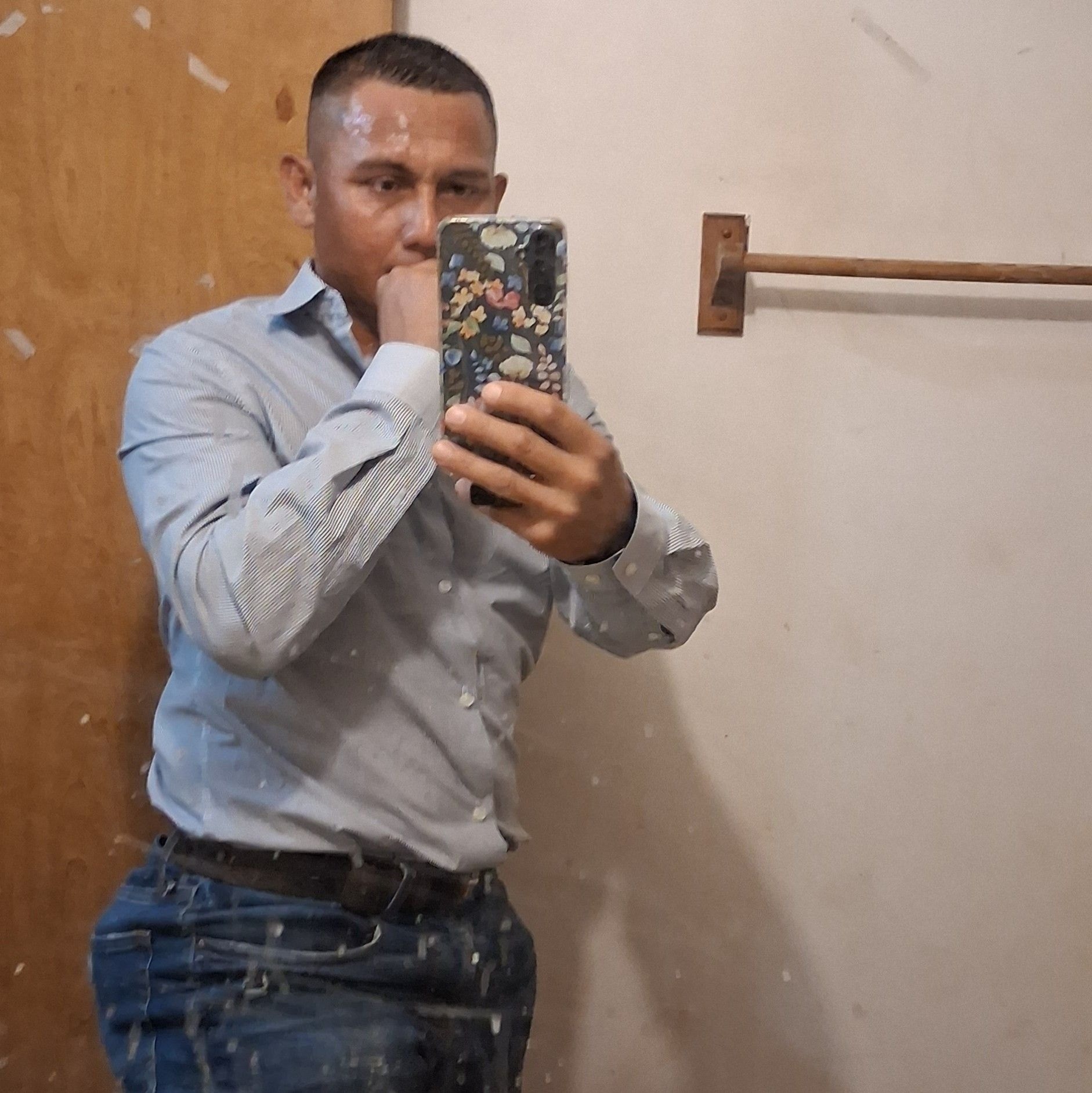 Asiendo pacas de tabaco #viral #h2a #todos | Ramon Garcia
