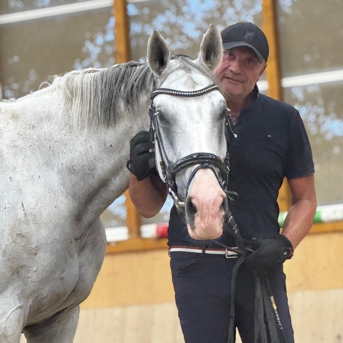 Práce u koní- nabídka i poptávka 🐴🐴🐴 | Zdravím dobří lidé | Facebook