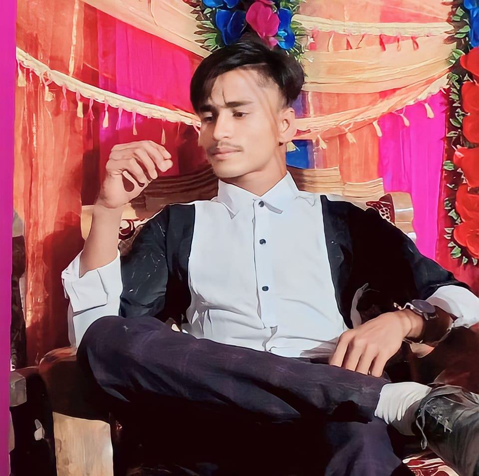 Momin Khan