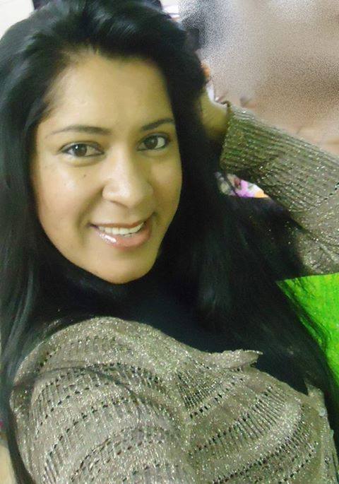 Cantora Alessandra Rocha