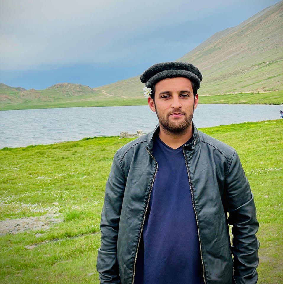 Geo - جموں و کشمیر دست و بازو پارٹی کے سردار ساجد اقبال نے 40 ہزار 702 ...