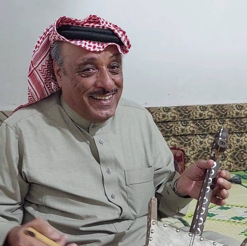 أصدقاء الفنان ابراهيم الأخرس
