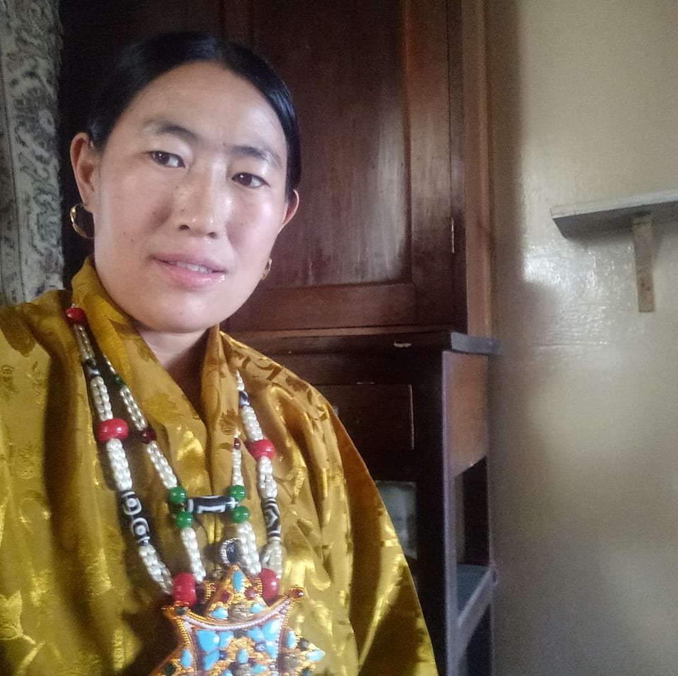 Olp popular Boedra song: Goenpa gawa cheda. By famous singer: Pema ...