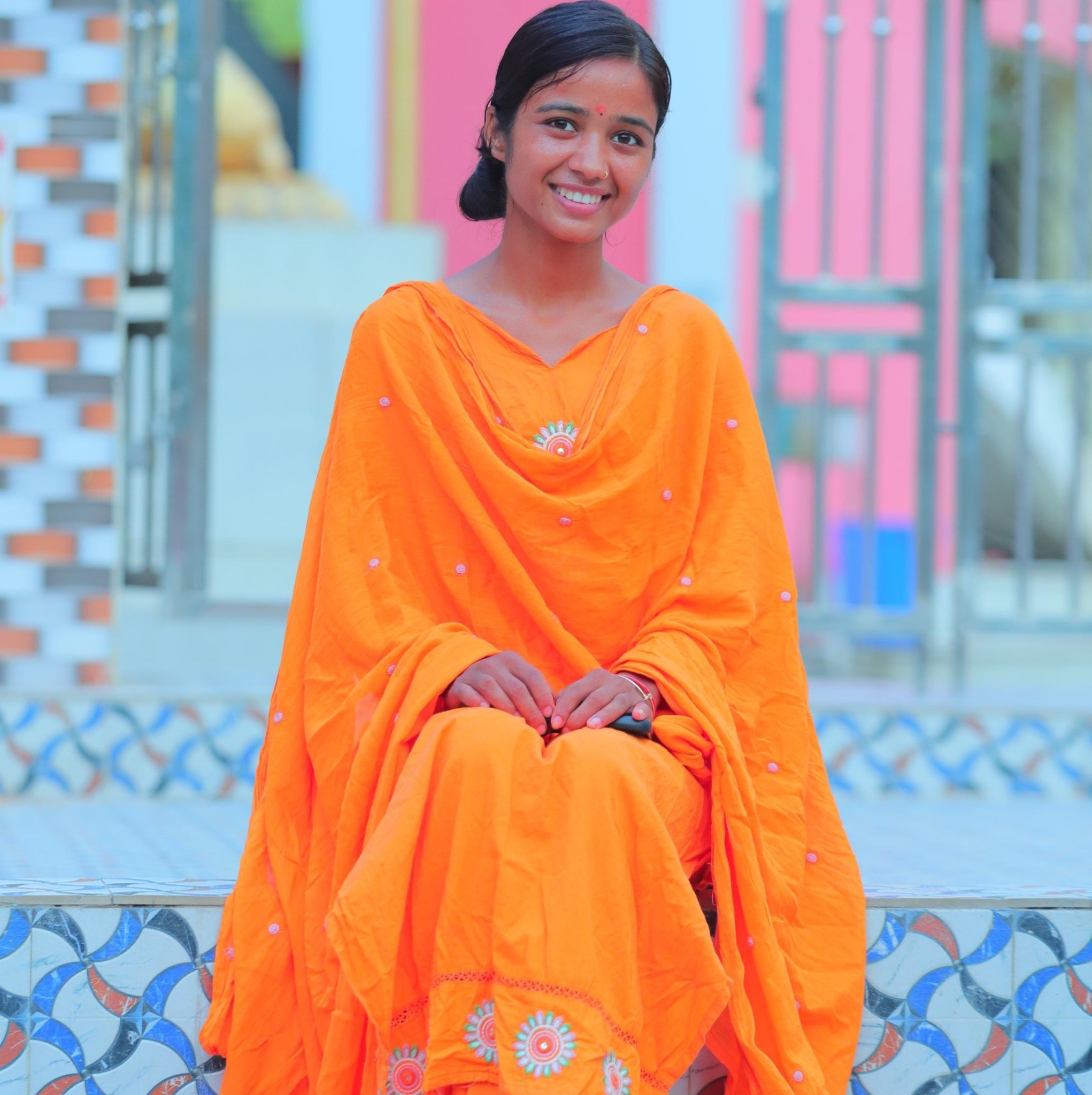 मिठो स्वरकी धनि के.एम.सी. म्युजिक क्लब की निवर्तमान उपाध्यक्ष Saraswati ...