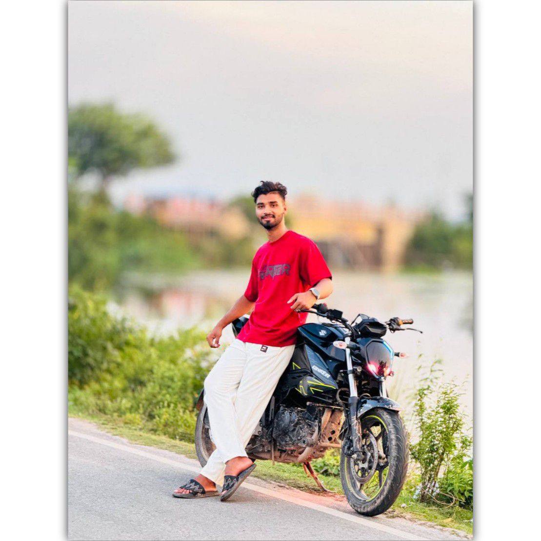 𝐂𝐡𝐚𝐫𝐥𝐞𝐲 𝐂𝐡𝐨𝐥𝐞 𝐣𝐚🪶 . . . . #mt15 #bikeride #bikelife #highlight # ...