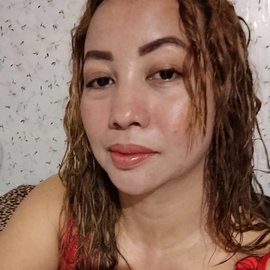 Mamu Mel - LOOKING FOR: 5 Men may puti na buhok Free Color... | Facebook