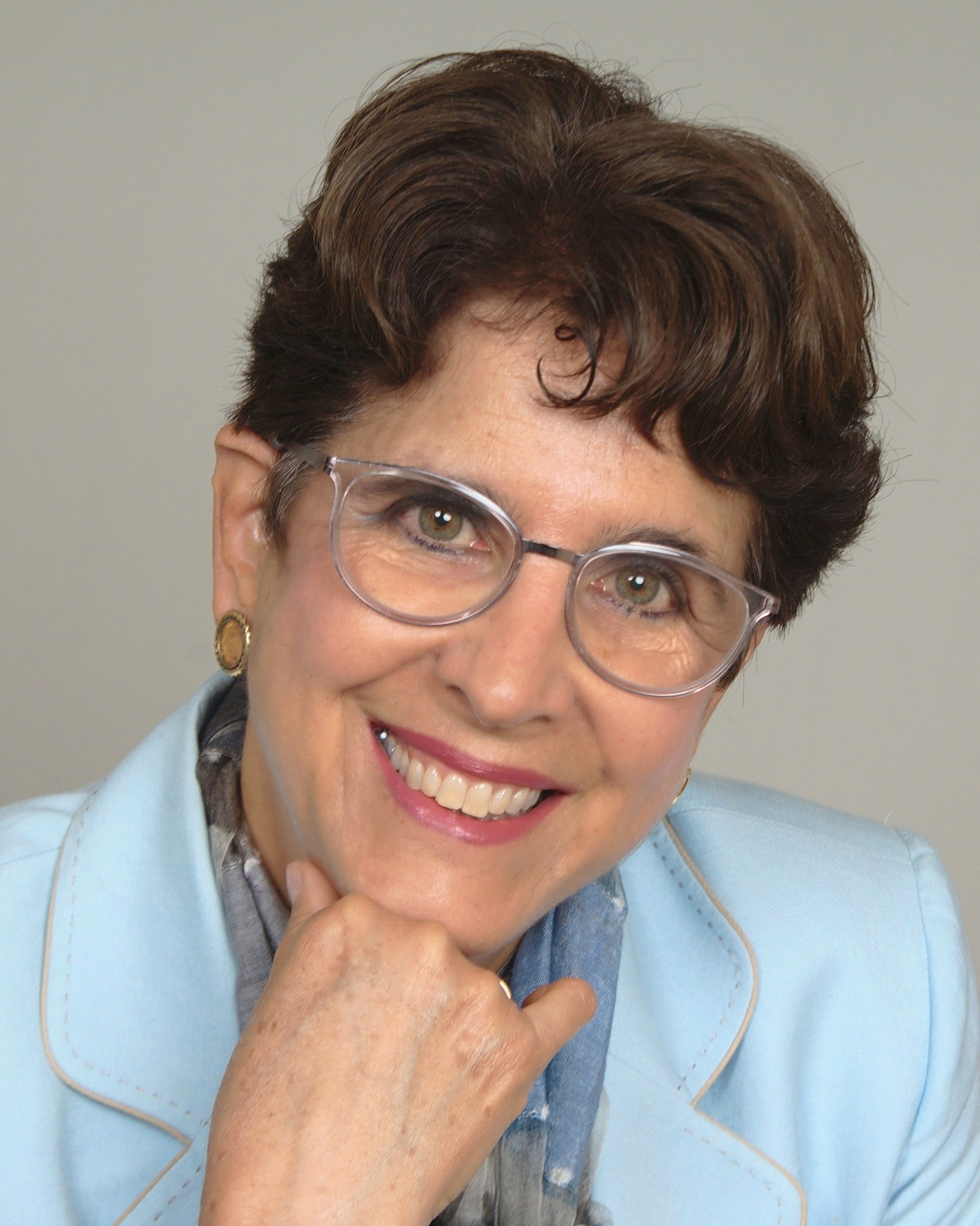 Silvana Graf Author