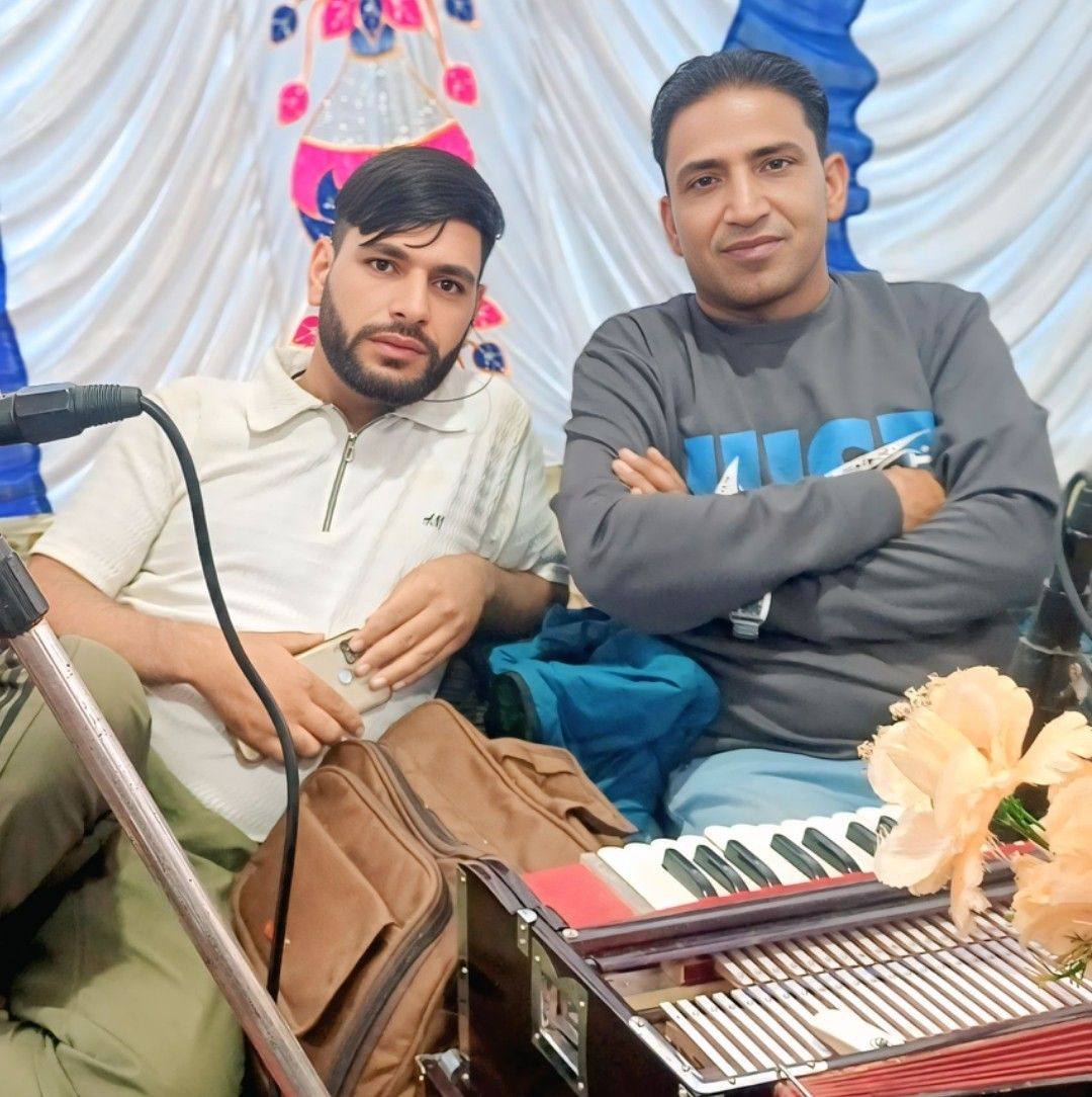 Singer Gulzar hajam new song | Raja Abass