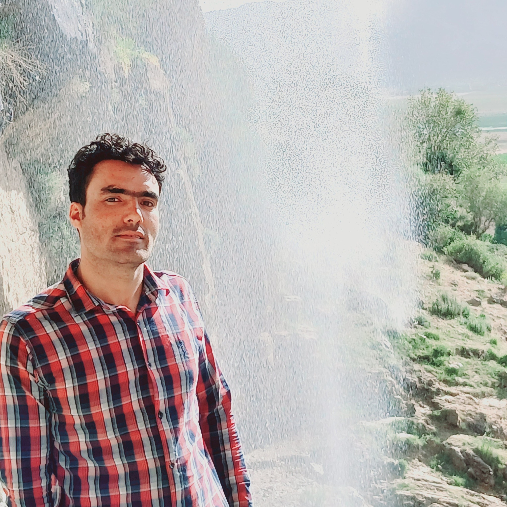 مولاداد ناهید