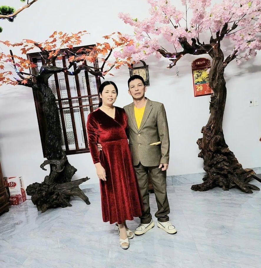 Người - BÒN NƠI KHỐ RÁCH ĐÃI NƠI QUẦN HỒNG Người phụ nữ hỏi thằng bé ...