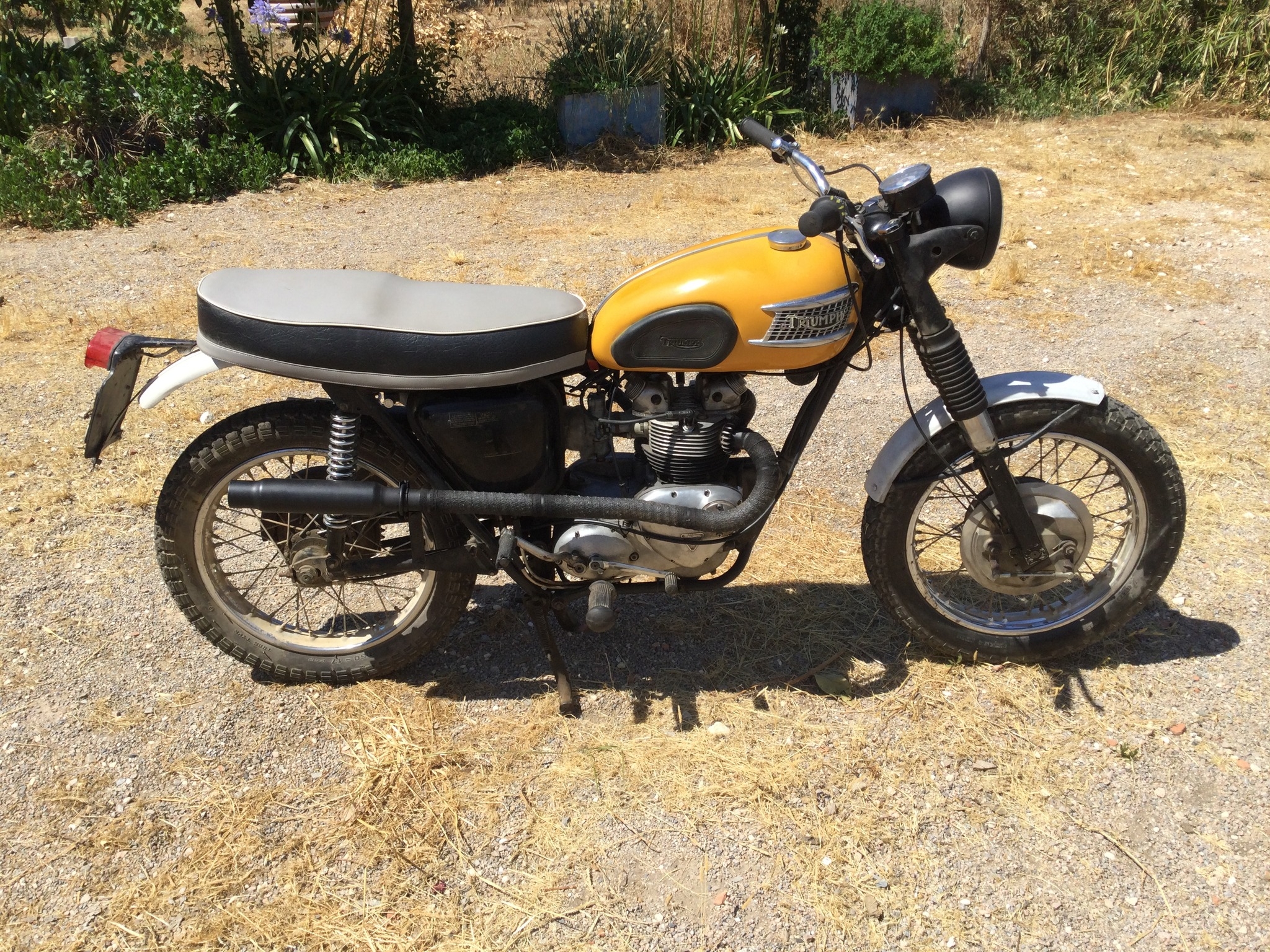Triumph Vintage & Custom Bikes | Triumph 500 unit guys | Facebook