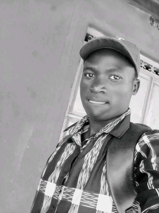Collins Collo Mial