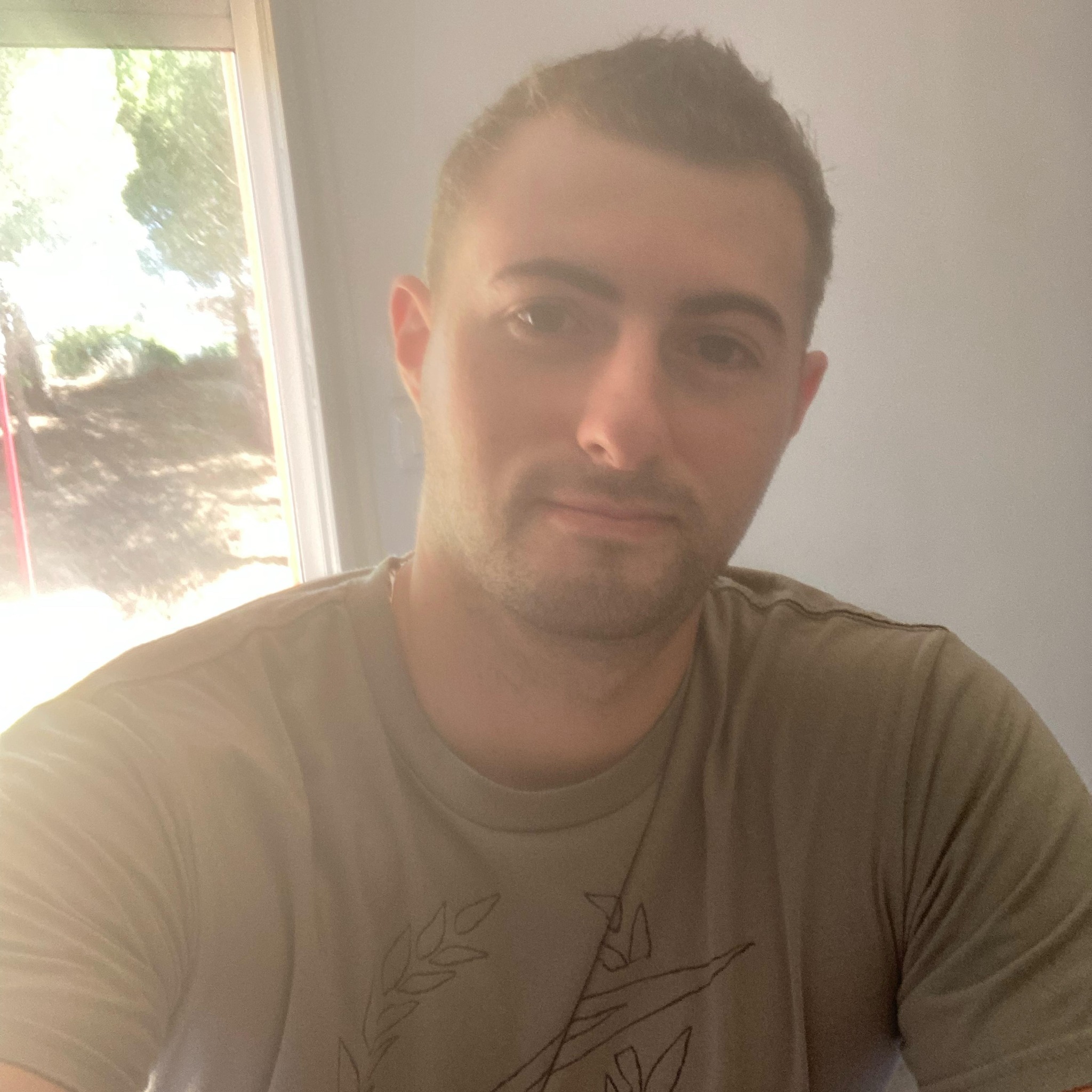 Vincent Rives Profiles