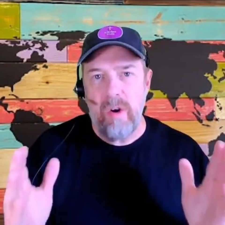 Pastor to the Pastors | Can a Christian/pastor stand in politics | Facebook
