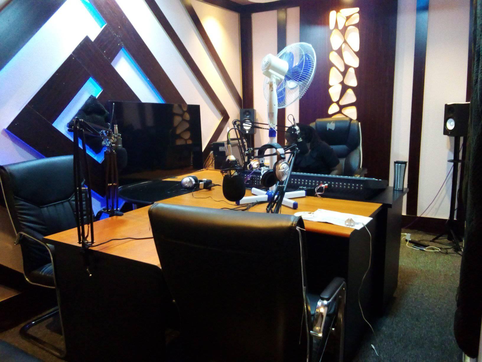 Bethel Radio 98.4Fm Ntungamo | Amsterdam