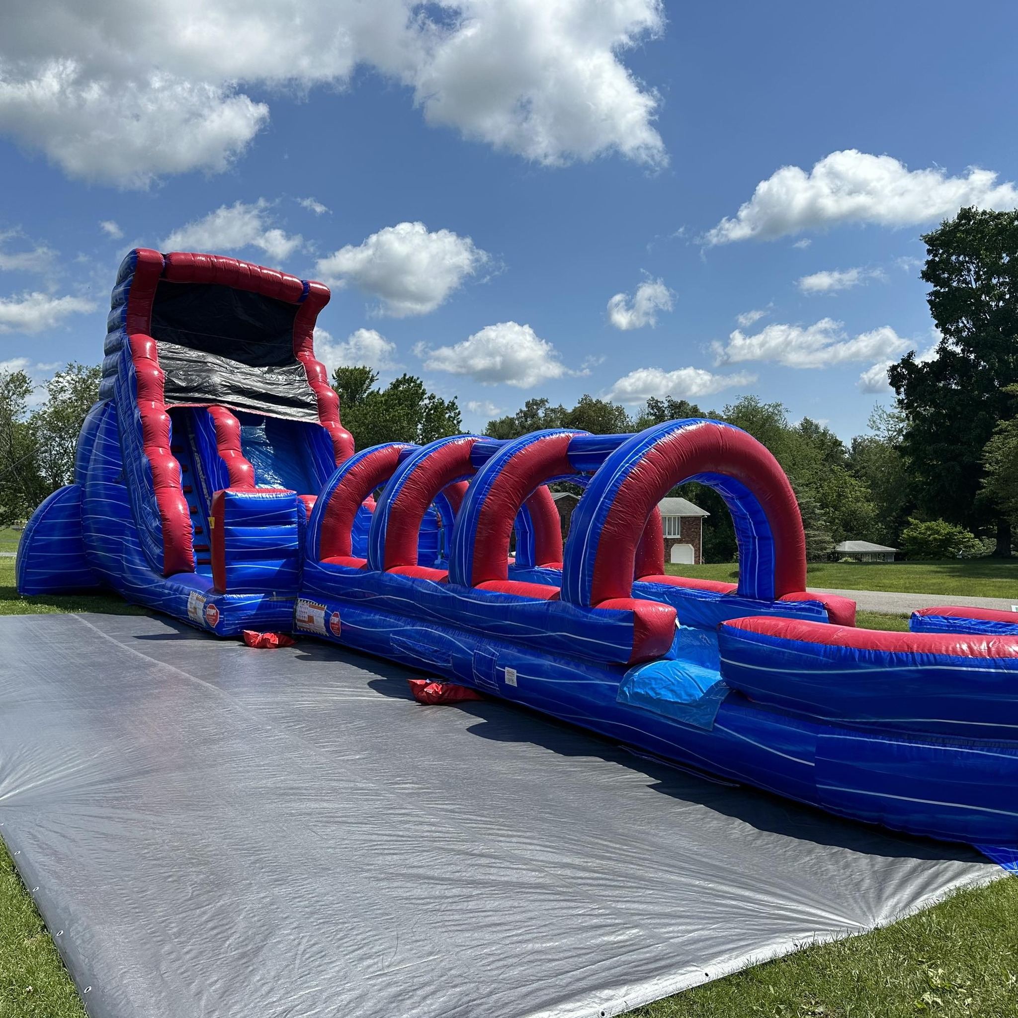 Bouncing Bee’s Inflatables | Elizabethtown KY