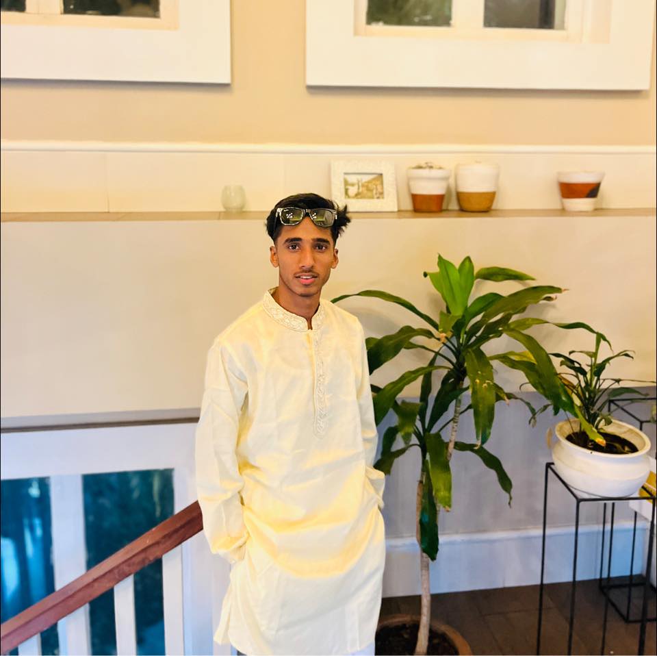 Cmr Ariyan Riyaj