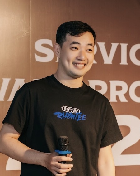 JohnNee - Rapper tập sự