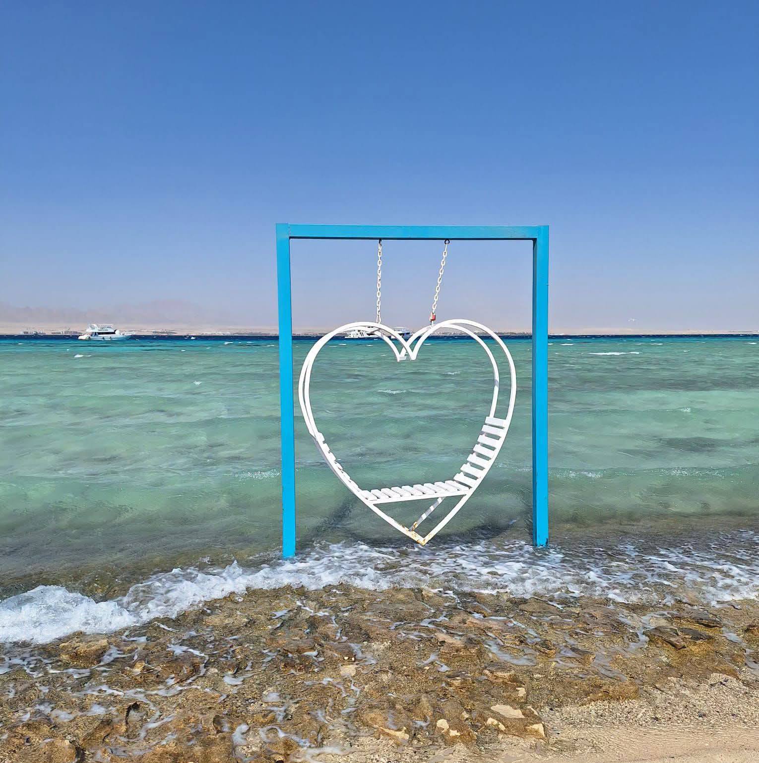Serenity Sky Arc Sahl Hasheesh | Are towels provided or do we need to ...