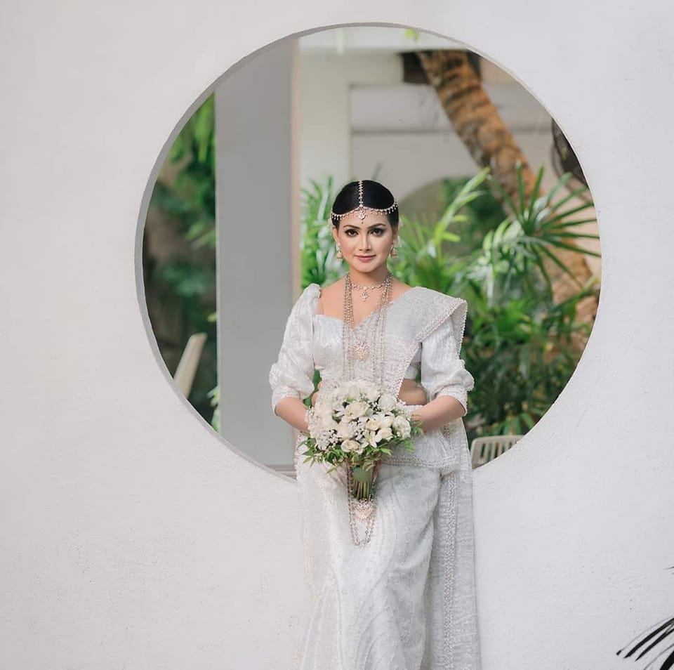 Manomi Bridal | Boralesgamuwa