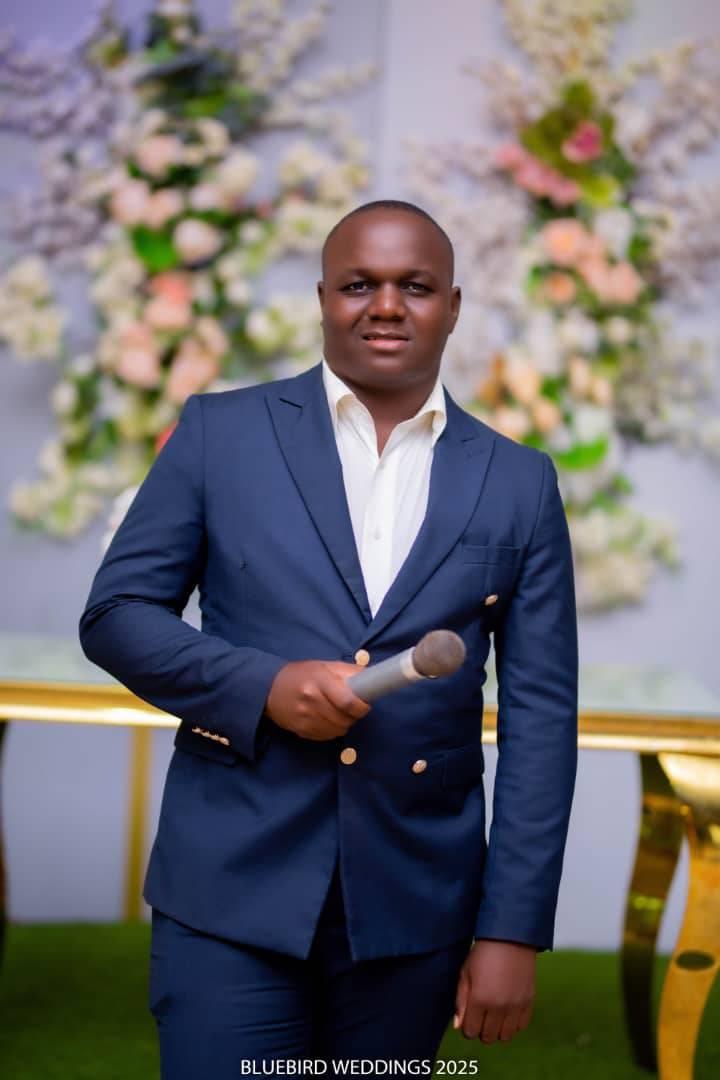 mzuni-students-the-green-intellectuals-happy-birthday-madam