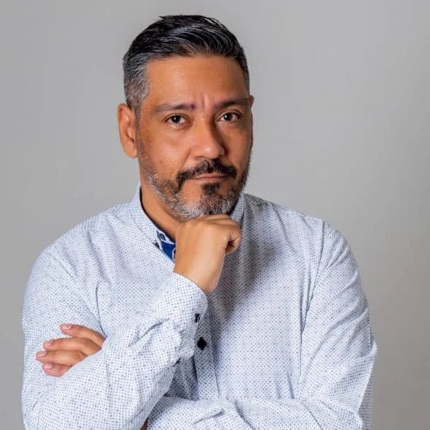 Rommel Contreras Bienes Raíces
