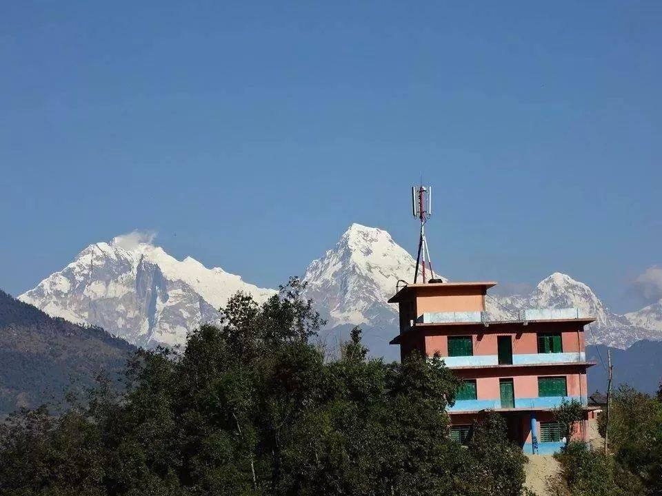 Hamro Pyaro Gaau Lekhani