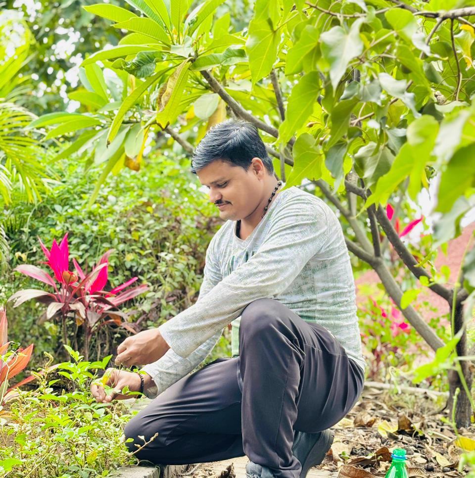 ରାଜଧାନୀ ରେ ଜଣେ ଅଭିଭାବକ ପିଲାକୁ ସ୍କୁଲ ନେଇ ଯିବା ବେଳେ ତାଙ୍କୁ ଅଟକେଇ ରଖାଗଲା ...