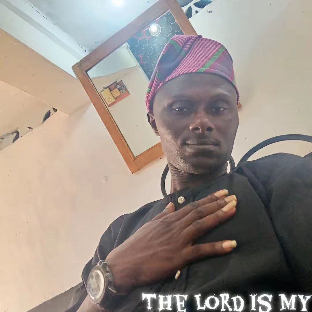 Adeoye Lambo Memorial High School friends | Facebook