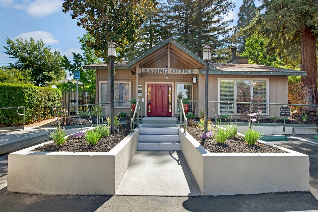 The Meadows & Wood Glen Apartments | Citrus Heights CA