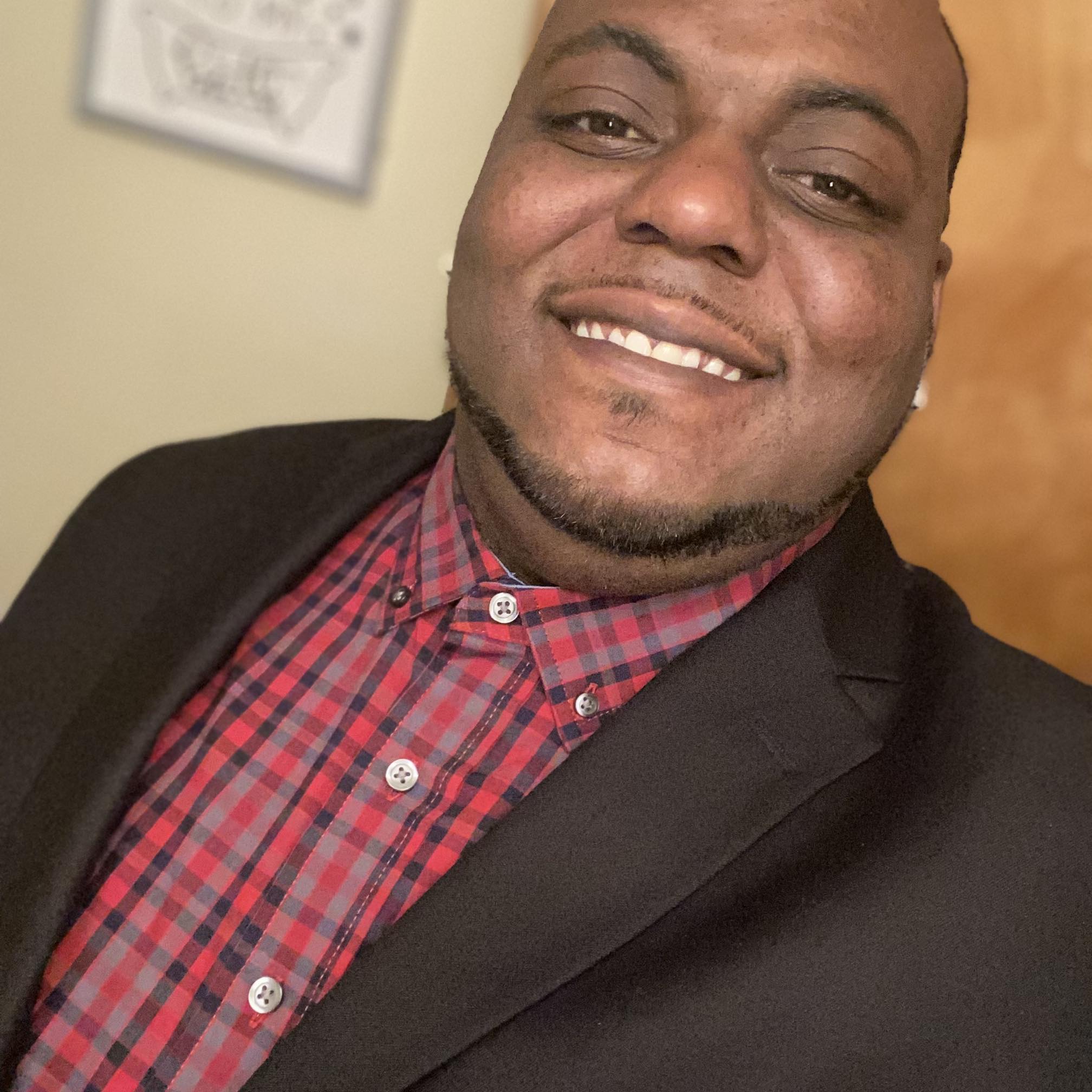Elect Roderick C. Henderson 2024