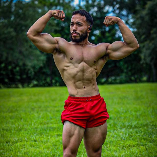 Hugo Nieves Exercise & Bodybuilding