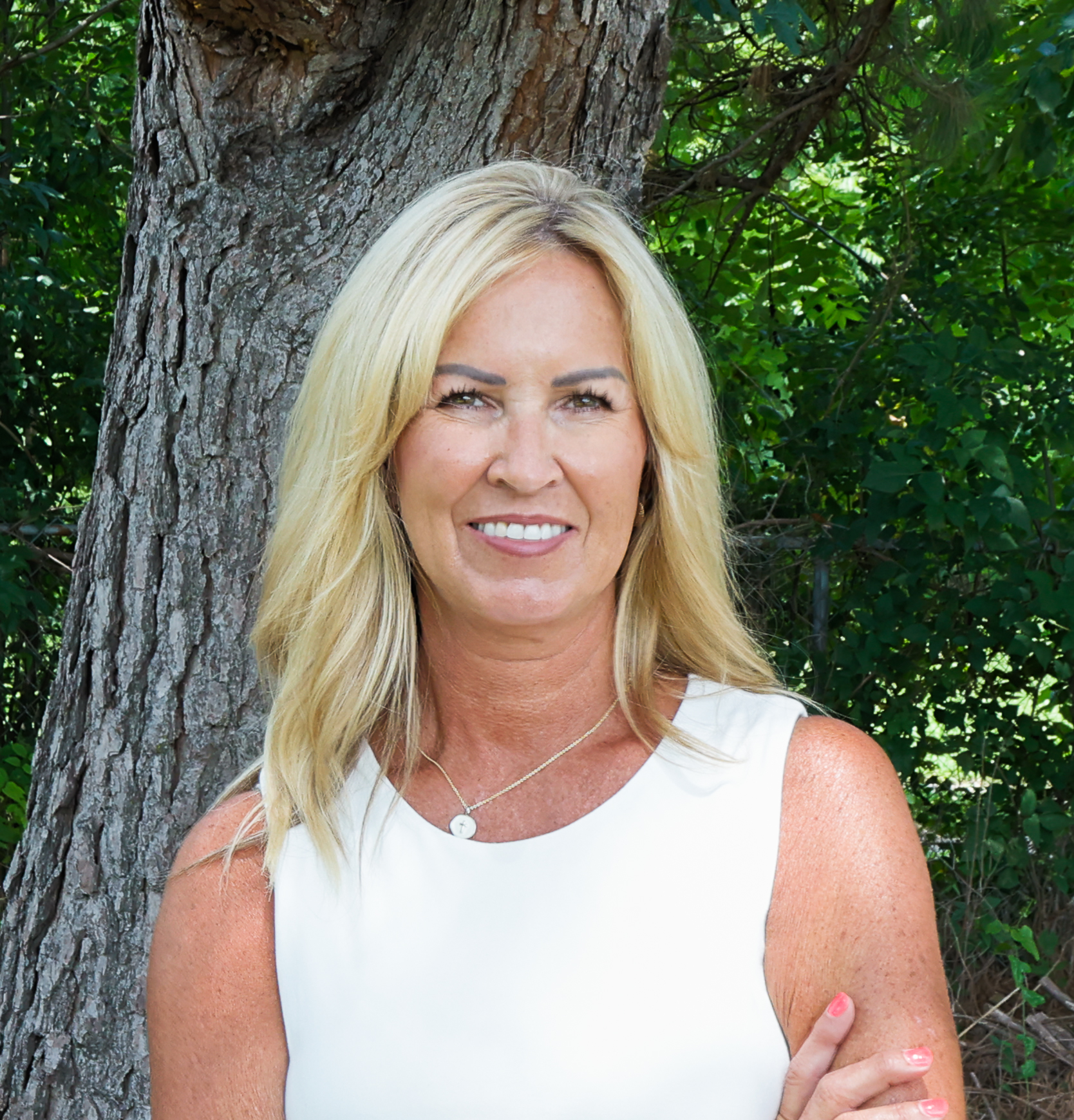 Roxanne Byram United Country Ozark Realty 870-291-0382 | Melbourne AR