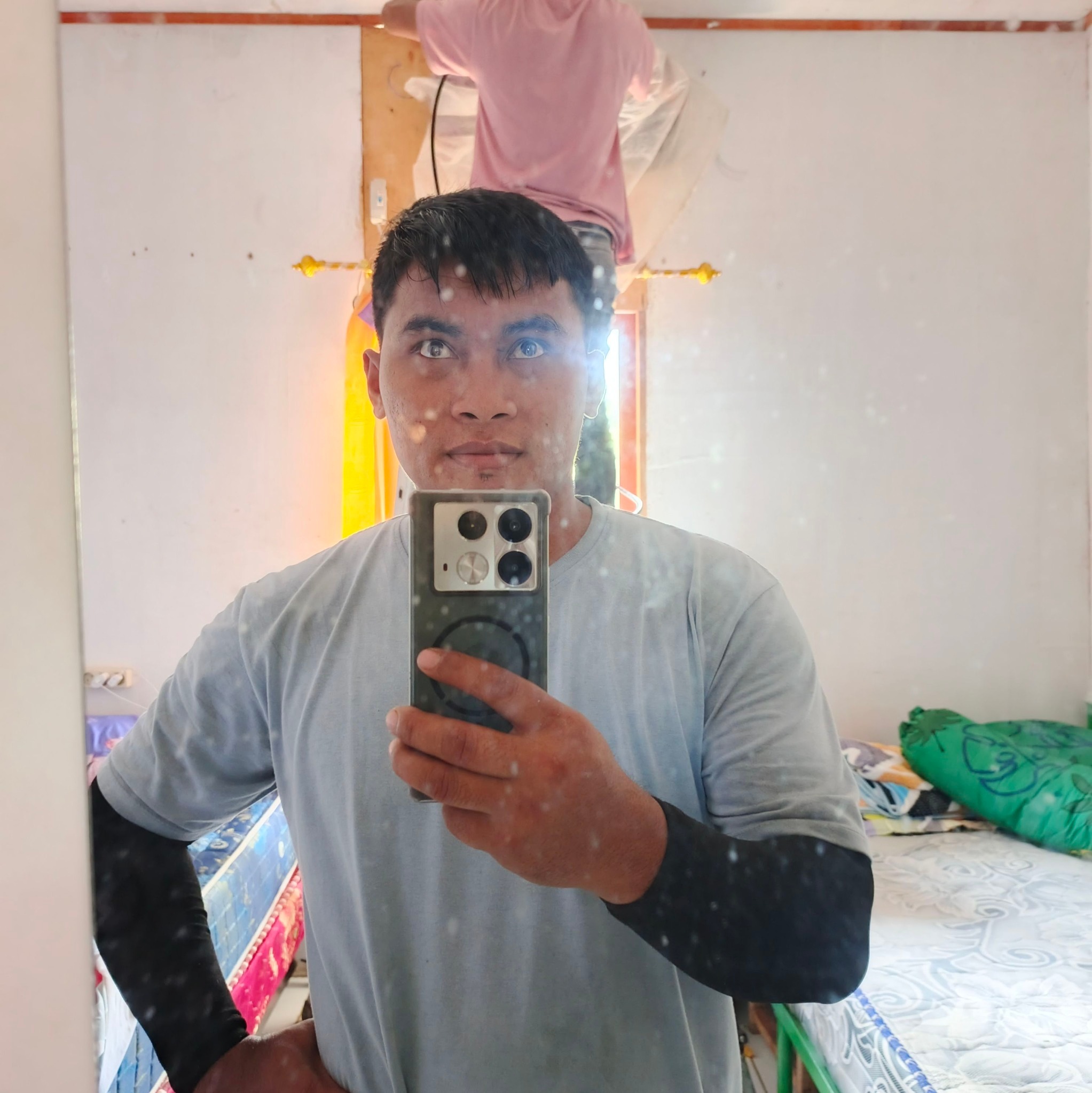 A terrifying flash flood tears through a mountain town in northern ...
