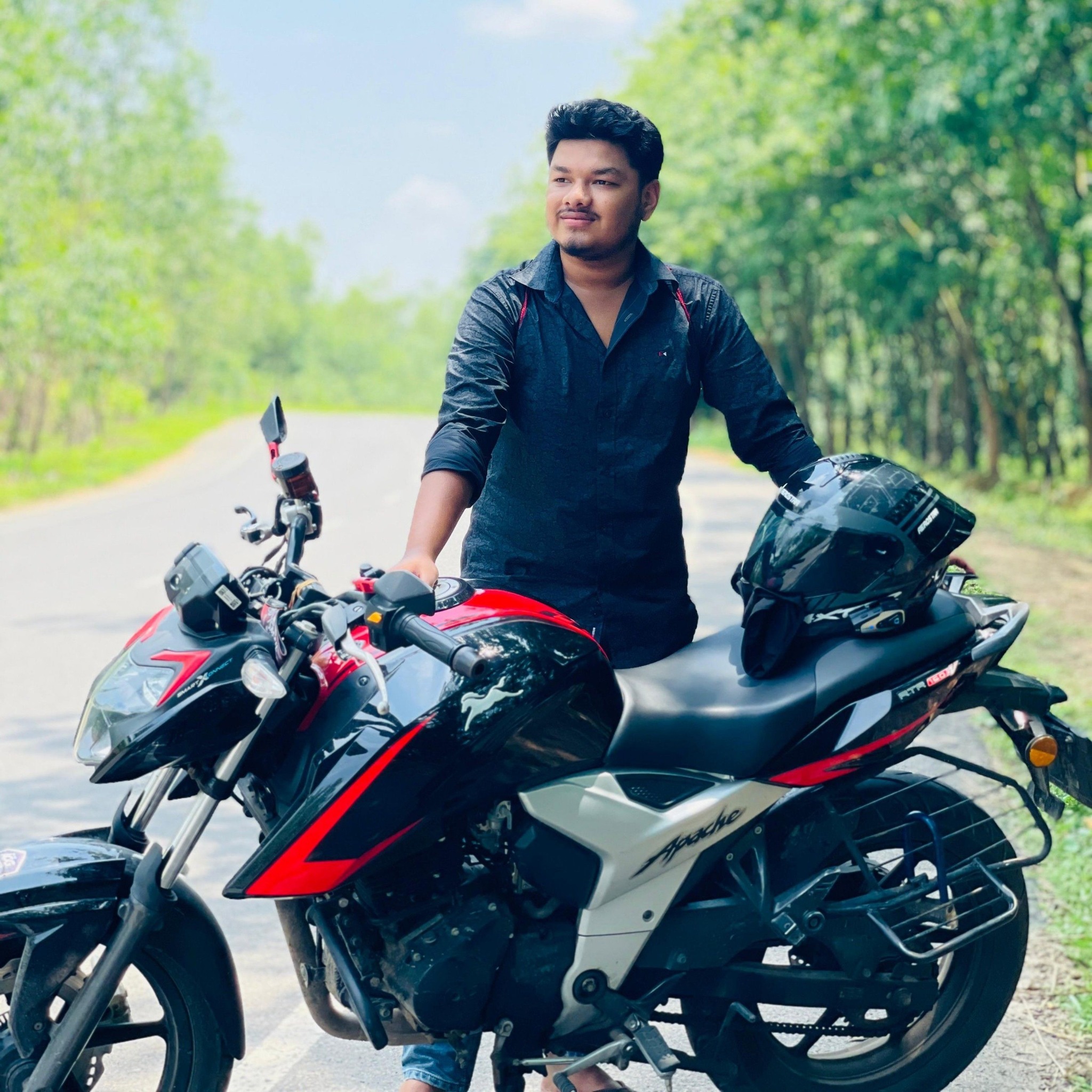 Md Ismail M