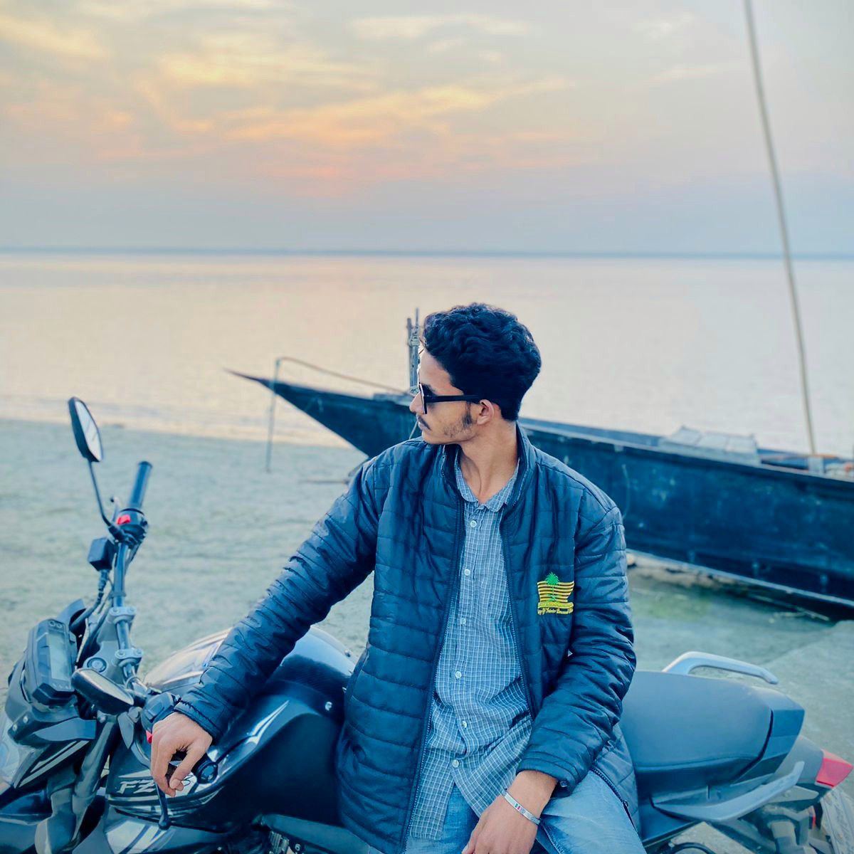 R S Rifat