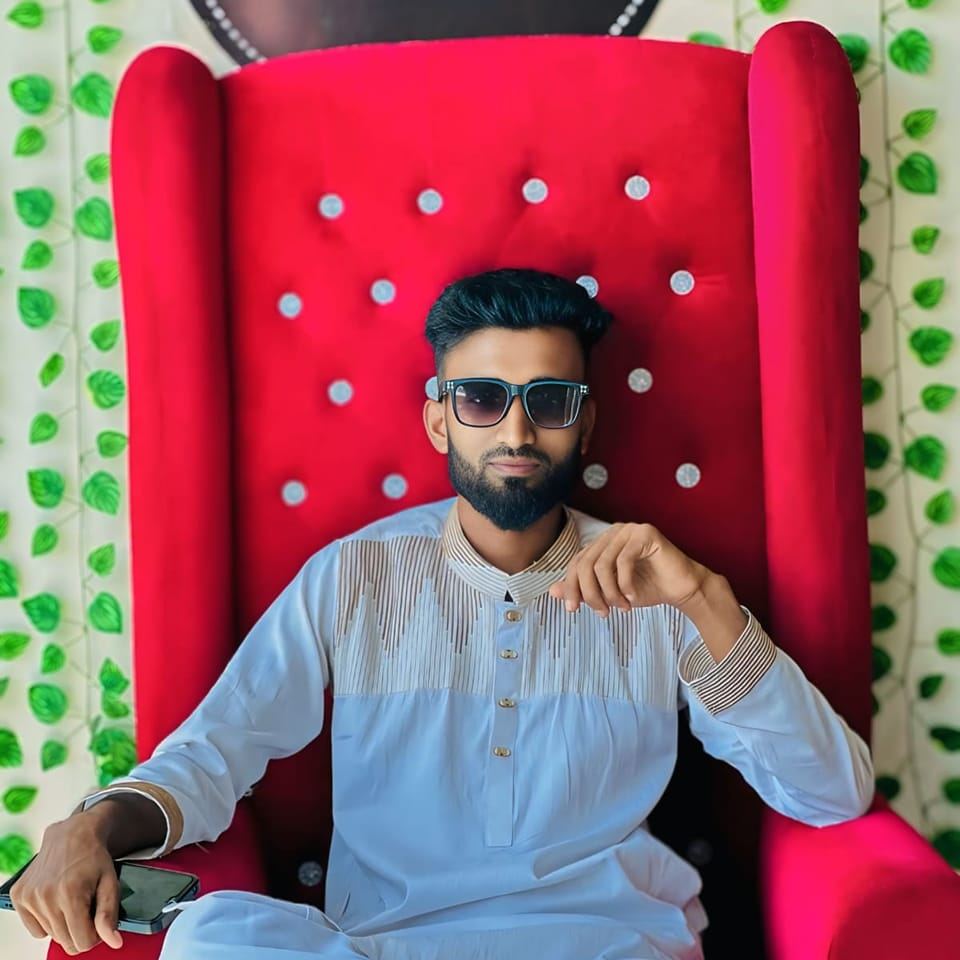 বন্ধু যখন।আইপন কিনে তখন বন্ধুর অবস্থা 🤣🤣🤣🤣 | Md Shabuddin | Facebook