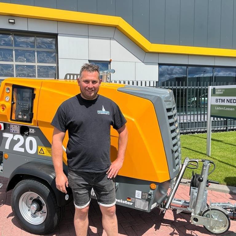 Van REES Trailers - Aanhangwagens, Boottrailers en Boottransport ...